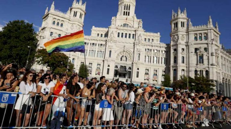 madrid-vive-un-orgullo-mas-reivindicativo-que-nunca-sin-renunciar-a-la-visibilidad-y-la-celebracion