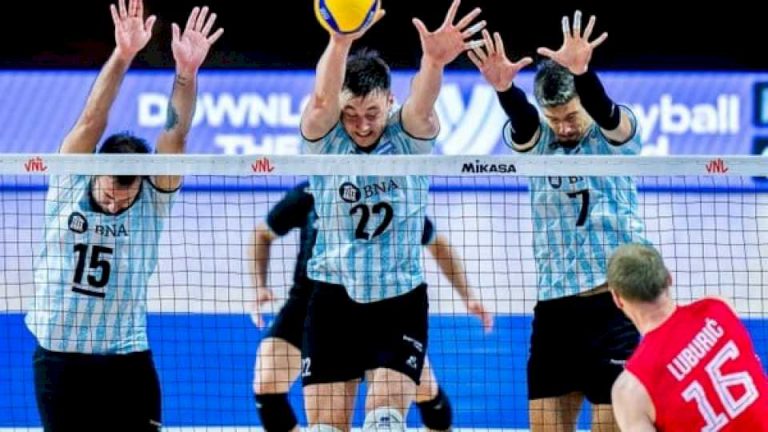 argentina-volvio-‘on-fire’-a-la-liga-de-las-naciones:-remontada-ante-serbia-y-a-un-paso-de-los-cuartos-de-final