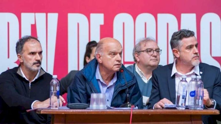 independiente:-en-una-asamblea-caliente,-grindetti-fue-elegido-como-presidente-hasta-2026