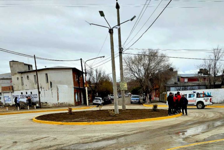 quedo-habilitada-la-rotonda-del-barrio-8-de-julio