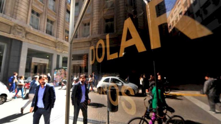 dolar-blue-hoy:-a-cuanto-cotiza-este-domingo-23-de-julio