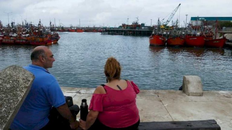 mar-del-plata:-se-esperan-olas-de-hasta-tres-metros