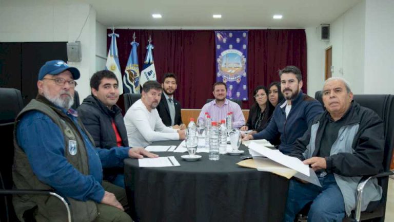 concejales-de-rio-gallegos-rechazaron-el-veto-del-intendente-grasso-a-la-ordenanza-por-el-predio-destinado-a-la-plaza-ara-general-belgrano