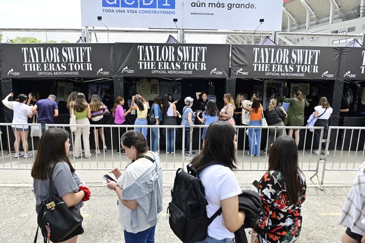 como-son-las-swifties,-las-fans-de-taylor-swift-con-mas-alto-grado-de-participacion-y-fanatismo-de-la-historia