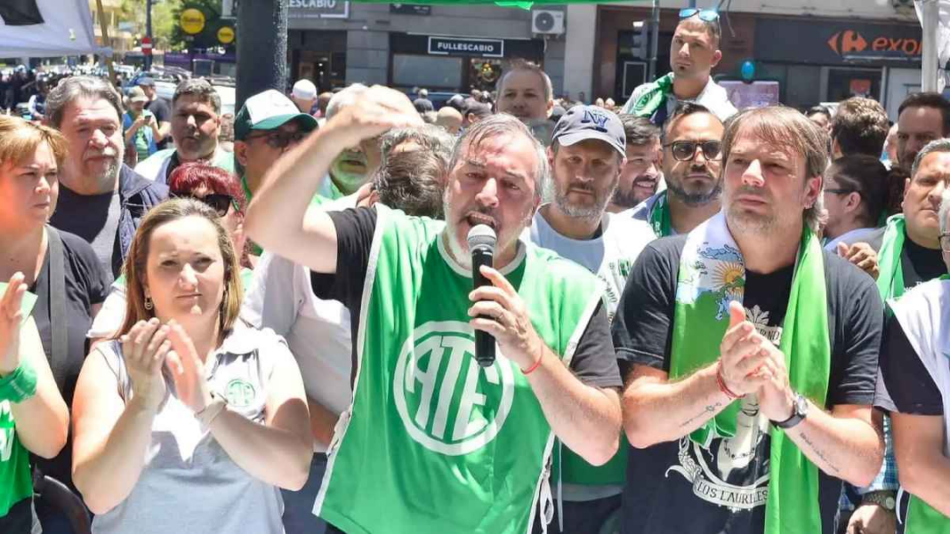 comienza-un-paro-de-48-horas-de-ate-que-afectara-puertos,-aeropuertos-y-a-la-aduana