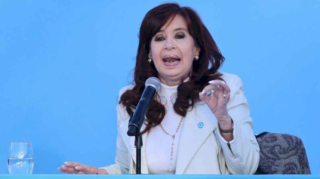 tras-la-aprobacion-de-la-ley-bases-en-diputados,-cristina-kirchner-critico-duramente-la-reforma-laboral