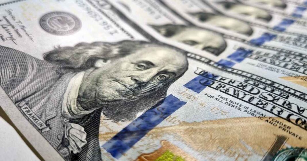 dolar-blue:-por-el-impulso-del-aguinaldo-el-informal-marca-un-nuevo-record