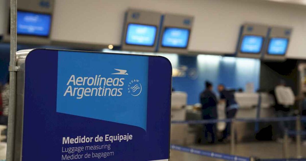 un-fallo-judicial-anulo-la-reincorporacion-de-tres-pilotos-echados-de-aerolineas-argentinas-por-negarse-a-devolver-aviones-alquilados