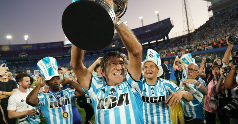 Costas y Racing, hoy lejos de un acuerdo económico: se vienen horas decisivas