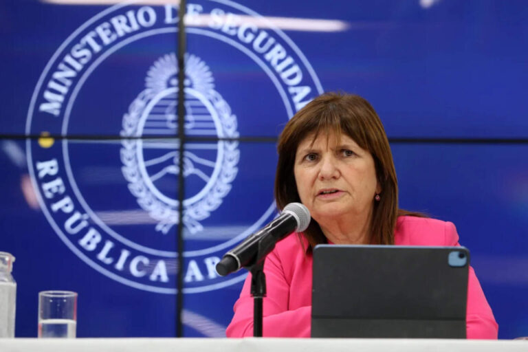 Bullrich le contestó a Diosdado Cabello tras el secuestro del gendarme argentino
