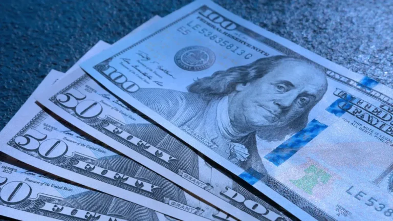 Dólar blue hoy minuto a minuto: a cuánto está este domingo 15 de diciembre