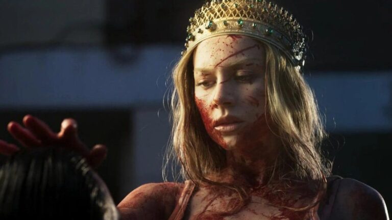 La joya de Ester Expósito que deslumbra a todos los suscriptores de Prime Video: cuál es