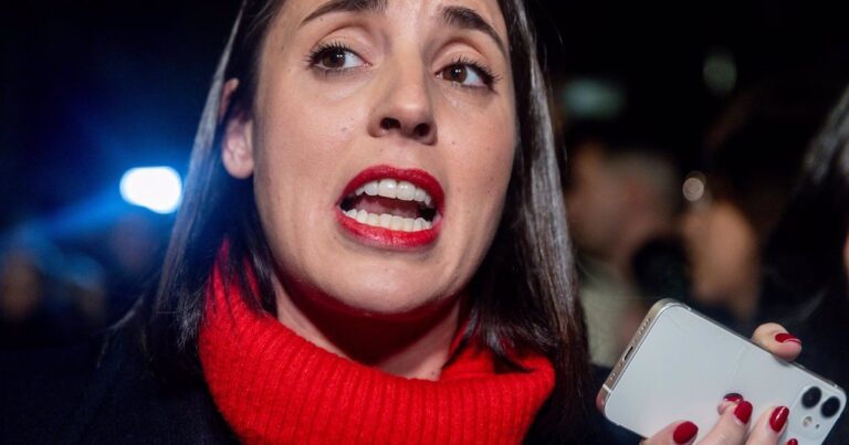 Irene Montero cree que el PSOE debería integrar a Sumar en sus filas