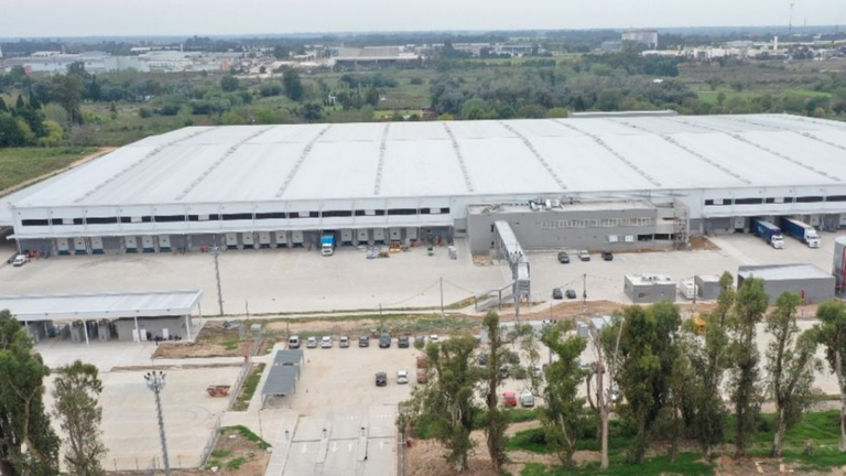 Centros logísticos: la superficie alquilada en 2024 alcanzó los 114.500 m2