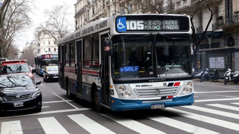 Paro de colectivos: el Gobierno dicto la conciliación obligatoria en el conflicto con la UTA