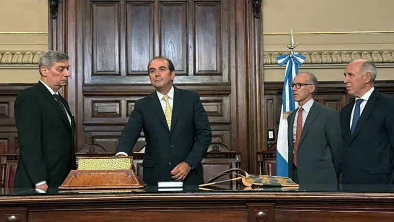 García-Mansilla: El Gobierno presenta per saltum a la Corte
