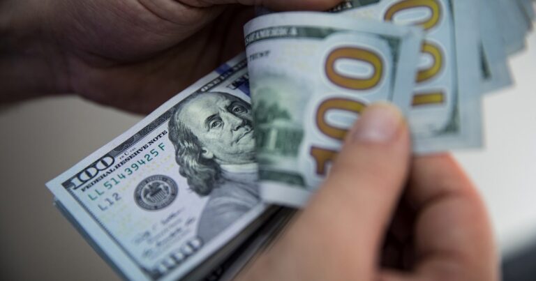 Dólar blue hoy: a cuánto cotiza este martes 08 de abril