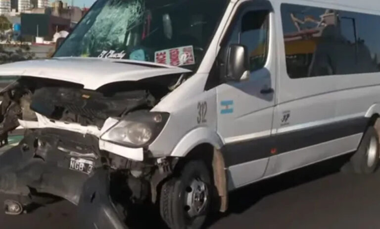 Grave accidente en la Autopista 25 de Mayo
