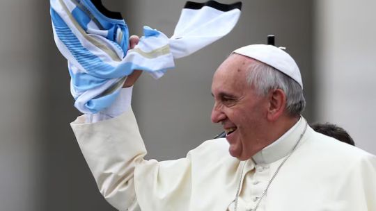 El emotivo video de la AFA para homenajear al Papa Francisco: «El argentino que jugó para el mundo»