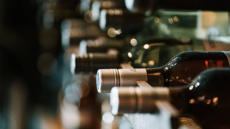 ARCA subasta cerca de 1.500 botellas de vino: cómo participar