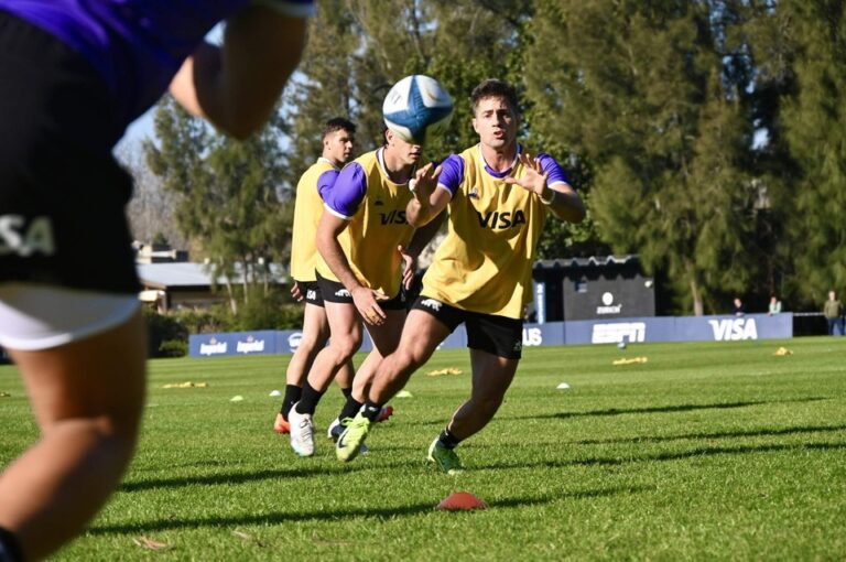 «El mundo de Los Pumas es muy profesional»