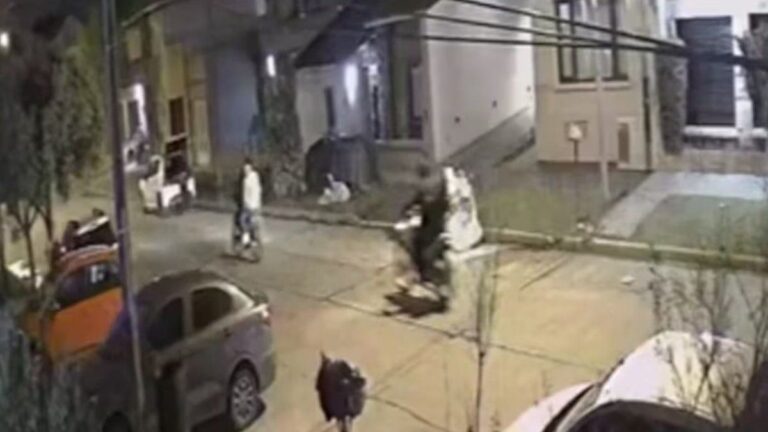 Mar del Plata: vecinos enfrentaron a tiros a cuatro motochorros y frustraron un robo