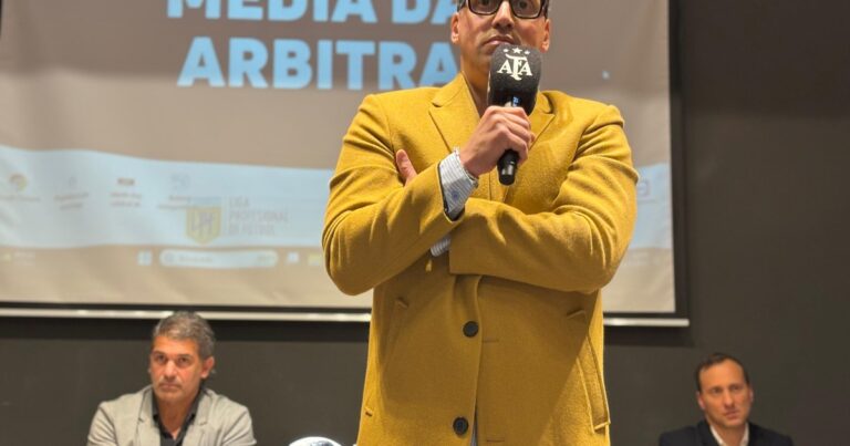 Rapallini a Olé: «No le pidamos soluciones europeas al fútbol argentino»