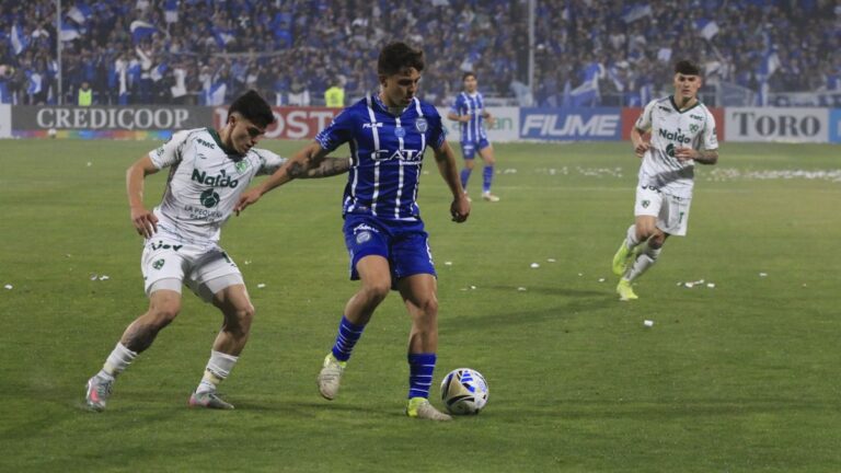Godoy Cruz y Sarmiento de Junín igualaron sin goles por el Torneo Clausura