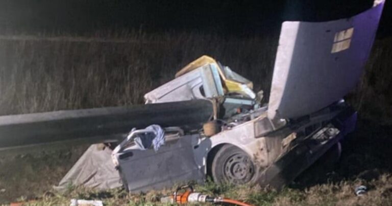 Tragedia en Córdoba: murieron tres hermanitos y su papá en un choque en la ruta 19