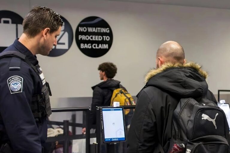 Así funciona en el aeropuerto de Orlando la nueva tecnología de la CBP para evaluar ciudadanos: los detalles del EPP