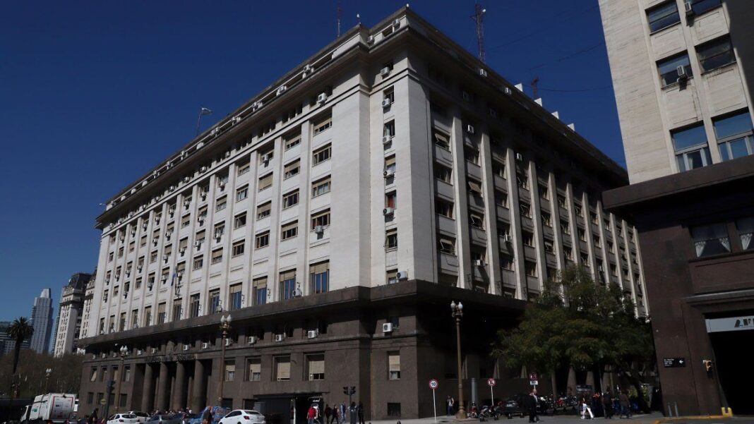 2110519-retenciones-cero-el-gobierno-recibio-a-cerealeras-y-espera-obtener-us7-000-millones-del-campo