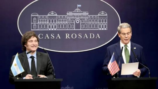 2113306-estados-unidos-y-su-objetivo-de-ayudar-a-argentina-quiere-que-argentina-no-dependa-de-china