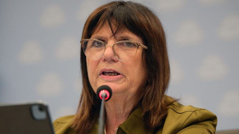 Patricia Bullrich aclaró que no hay «cambios previstos» en el Presupuesto 2026 tras el dictamen