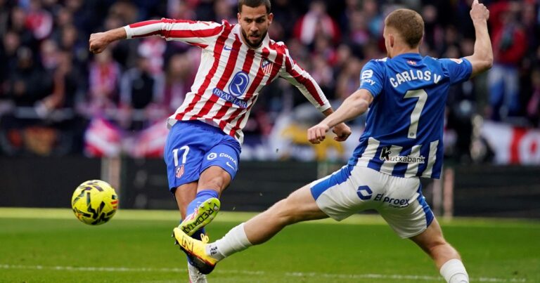 Con Almada, Giuliano y Julián de arranque, el Atlético de Madrid intenta romper el cero ante el Alavés