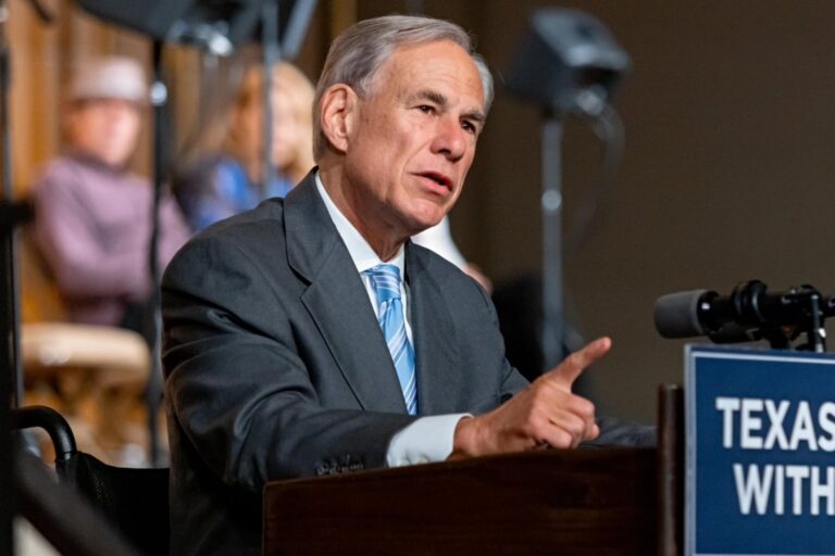 La ley HB 2038 firmada por Greg Abbott en Texas que favorece a trabajadores de un área clave