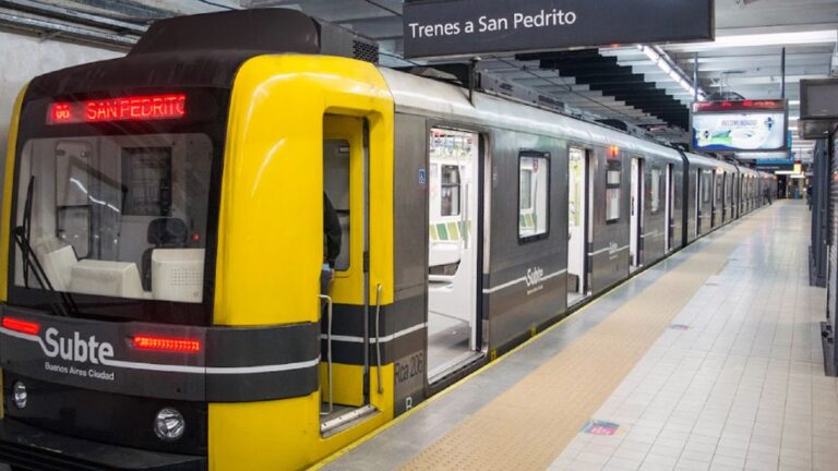 A qué hora arranca el paro de Subte de este miércoles en protesta por la reforma laboral