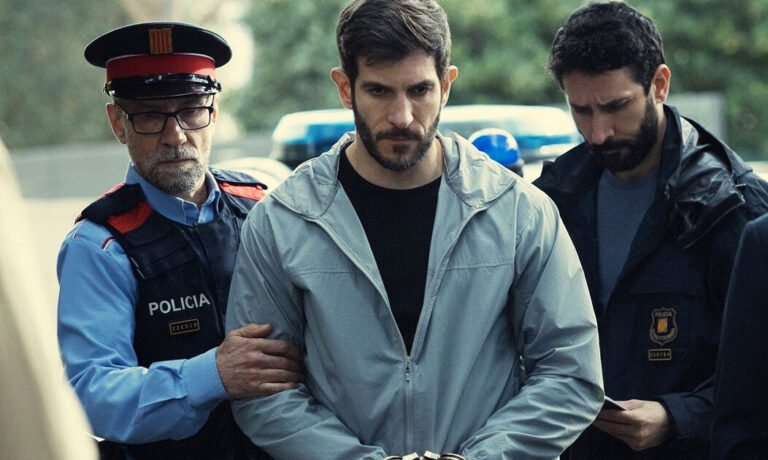 Qué ver en Netflix: la miniserie de 8 episodios que impactó con su historia y brilla con un elenco top