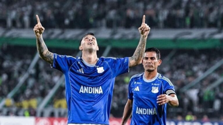 Golazo argentino en la Copa Sudamericana: sacó un misil desde 60 metros y la clavó