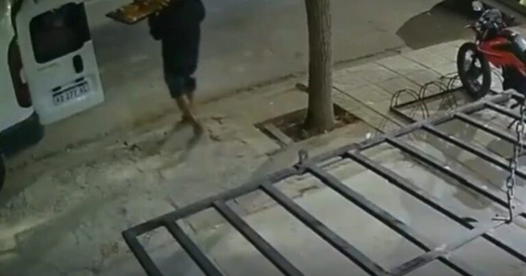 Neuquén: un conductor perdió el control de su auto, provocó un múltiple choque y de milagro no mató a un panadero